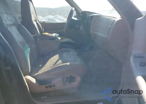 1999 Mercury Mountaineer z USA, uszkodzony, nr VIN 4M2DU55P6XUJ00173